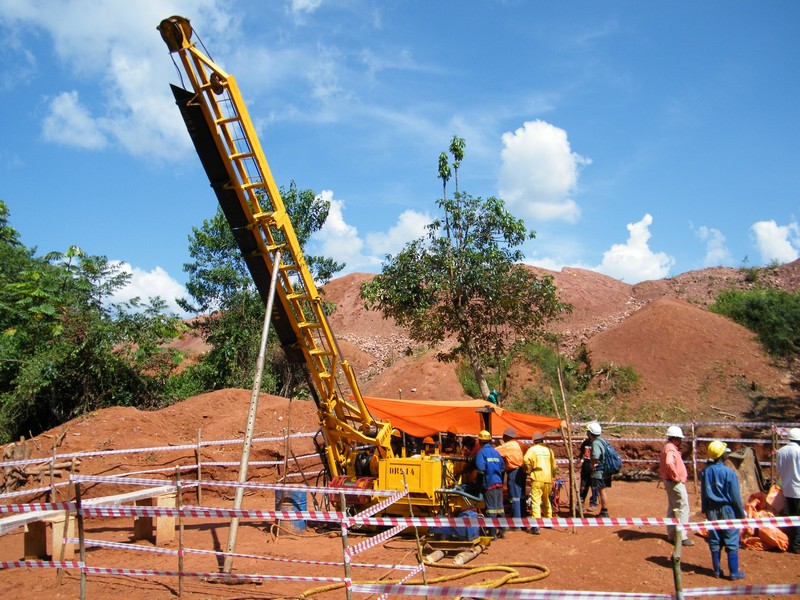 Australian listed firm moves into Zimbabwe gold sector